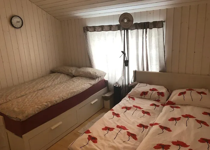 Almenningsgata 9a Guest house *